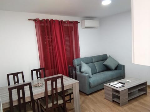 Living room, Dining area, air conditioner