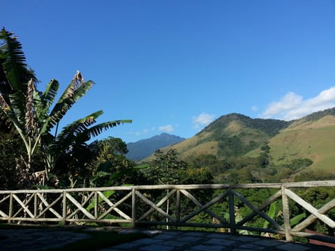 Pousada do Escultor Inn in Cachoeiras de Macacu