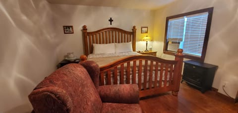 Hootie Creek Guest House Bed and Breakfast in Oklahoma