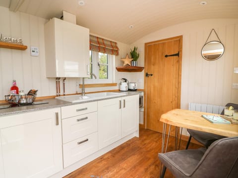 Marches Way House in Wales