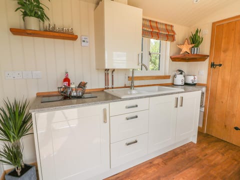 Marches Way House in Wales