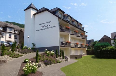 Gästehaus Freimuth Alojamiento y desayuno in Cochem-Zell