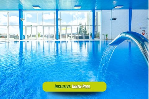 Swimming pool, Sports, children, Family