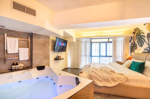 Mamilla View- Suites & Apt Hotel Condo in Jerusalem