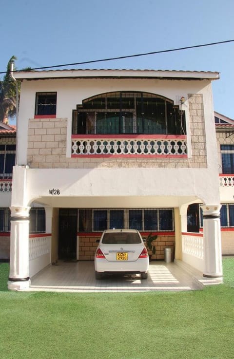 Lucky Sea Breeze Villa Villa in Mombasa County