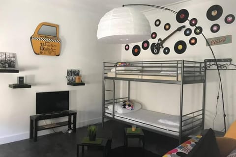 Studio POP DESIGN Apartment in Île-de-France