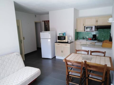 Appartement Vaux-sur-Mer, 3 pièces, 5 personnes - FR-1-494-79 Apartment in Vaux-sur-Mer