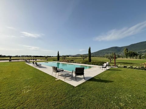 Spring, Day, Natural landscape, Garden, Garden view, Mountain view, Pool view, Swimming pool