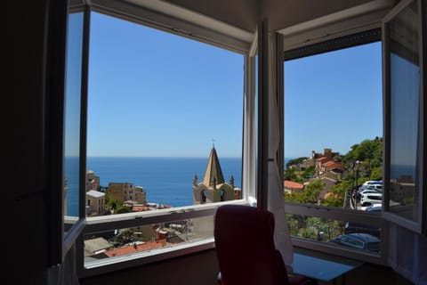 Natural landscape, City view, Sea view
