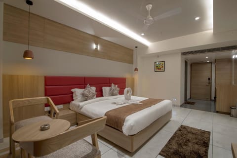 HOTEL SILVERA GRAND Hotel in Ahmedabad
