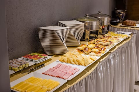 Buffet breakfast