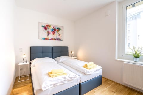 FeelGood Apartments SmartLiving | contactless check-in Apartahotel in Vienna