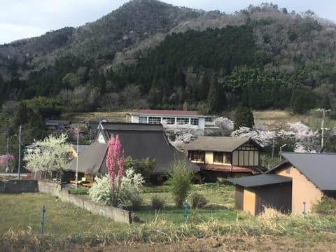 古民家の宿 ふるま家 Furumaya House Gastronomic Farmstay in Deep Kyoto Estancia en una granja in Kyoto Prefecture