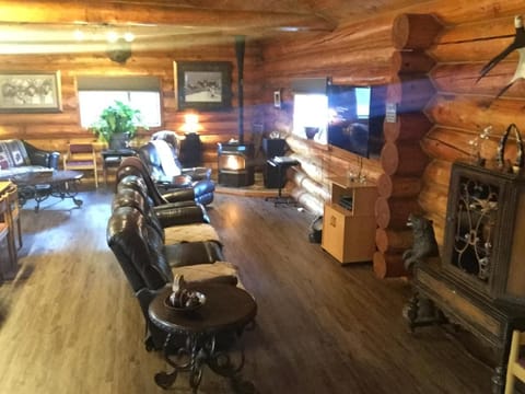 Summit River Lodge & Campsites Nature lodge in Alberta