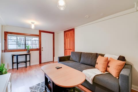 Welcoming & Friendly 2BR APT in Central Oakland apts Condo in Emeryville