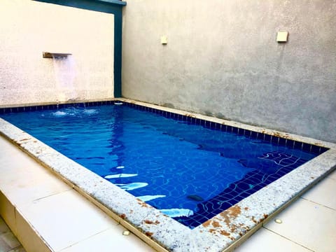 Dúplex em Porto Seguro com piscina a 8 minutos das praias House in Porto Seguro