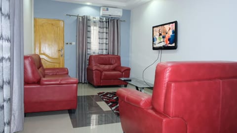 MEJOM HOTEL & APARTMENTS Douala - Ndobo Bonaberi Hôtel in Douala