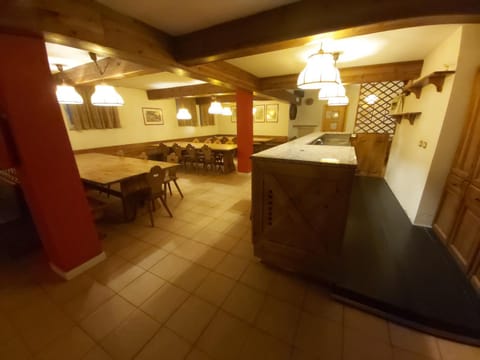 Communal lounge/ TV room, Lounge or bar