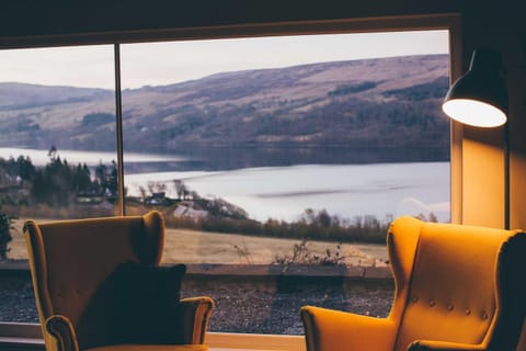 View (from property/room), Seating area, Lake view