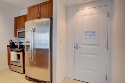 One Bedroom In Lux Condo,casa Costa! Wbeachpass! Casa in Boynton Beach