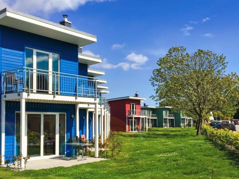 Property building, Spring, Natural landscape, Garden view