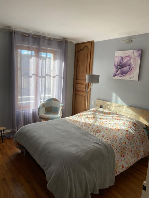 SUITE FAMILIALE DU BOURGEAU Bed and Breakfast in Centre-Val de Loire