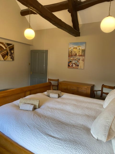 Kezbah 1, 22 the square centre of Dalston village Apartment in Allerdale District