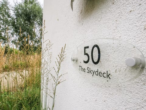 The Skydeck House in Cotswold District