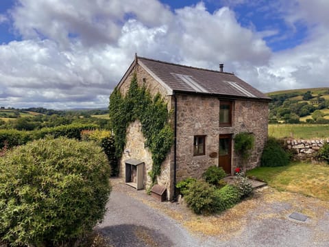 Property building, Natural landscape