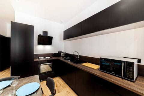 microwave, oven, stove, toaster