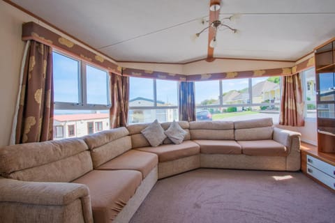 Pet Friendly 'Instow' Caravan with Sea Views House in Westward Ho