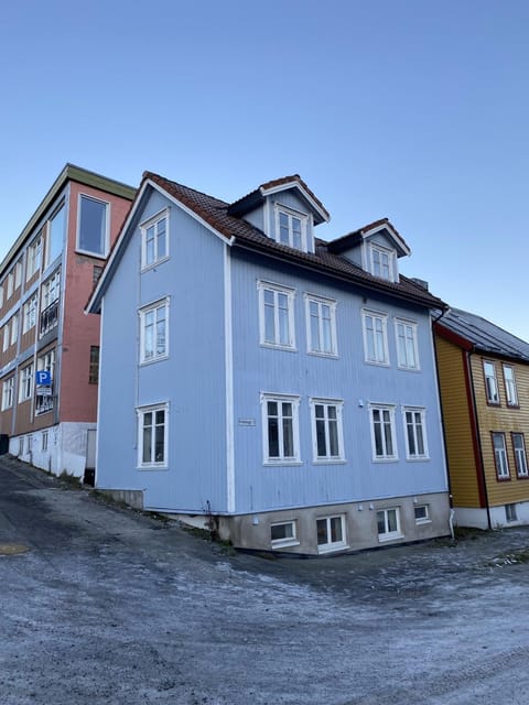 Enter Tromsø - Luxury 4 Bedroom Apartment Aparthotel in Tromso