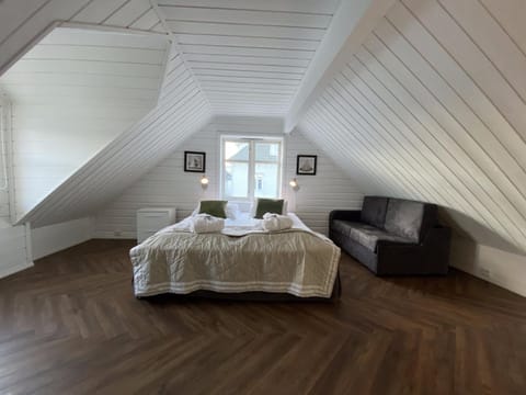 Enter Tromsø - Luxury 4 Bedroom Apartment Apartment hotel in Tromso