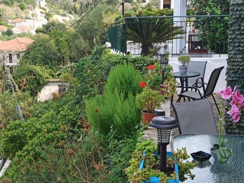Gardenia House Apartamento in Asos