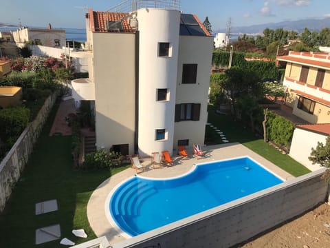 Property building, Pool view, Swimming pool