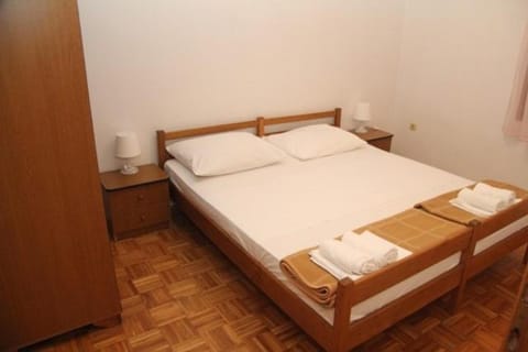 Family apartment Pikolo Apartment in Biograd na Moru