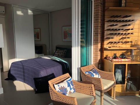 Balcony/Terrace, Photo of the whole room, Decorative detail, Bedroom