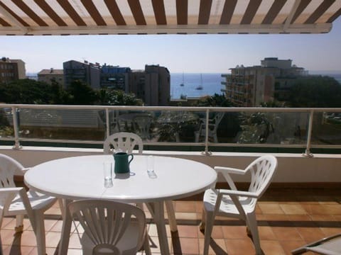 Appartement 2 chambres avec terrasse au Lavandou - FR-1-308-122 Apartment in Le Lavandou