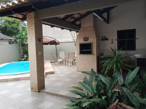 Linda casa c/ piscina e conforto próximo do Mar House in State of Santa Catarina