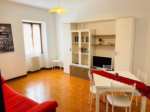 Appartamento Rosso Apartment in Lake Garda