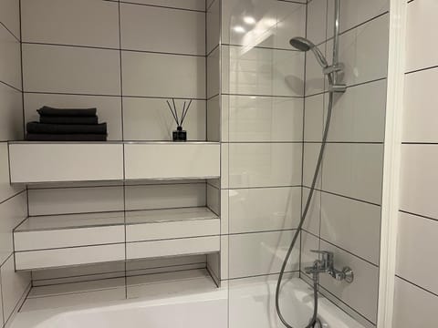 Near Ozas Studio Apartment in Vilnius