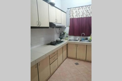 Orked Aeridina Homestay Puchong House in Subang Jaya