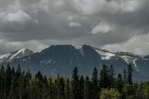 Nearby landmark, Day, Natural landscape, Mountain view