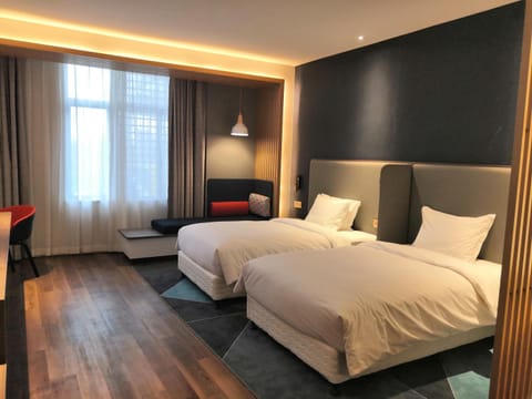 Holiday Inn Express Pinghu, an IHG Hotel Hotel in Shanghai