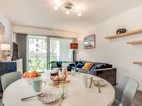 Apartment Le Zal-2 by Interhome Apartment in Quiberon