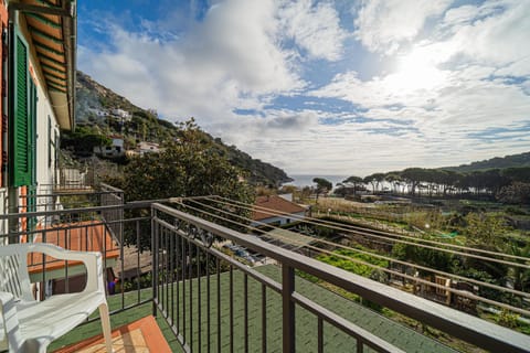 Balcony/Terrace, Garden view, Sea view