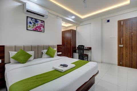 StayBird - NEST, A Premium Residences, Kharadi Hotel in Pune
