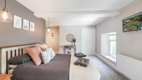 Isaac's Cottage House in England