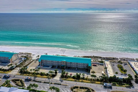 Ground Floor Gulf Front Oasis On Crystal Beach Condo in Destin