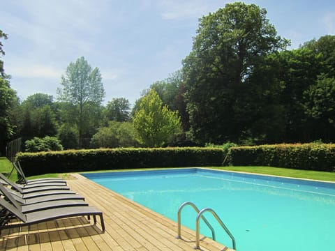 Luxurious Castle with Private Pool and Sauna Maison in Trois-Ponts